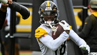 Steelers Diontae Johnson should consider a position change