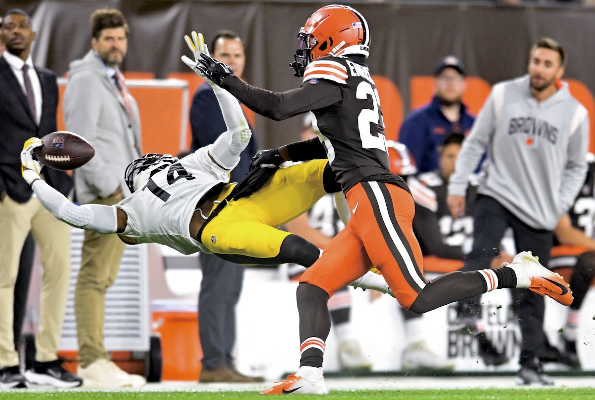 Steelers' Mike Tomlin not considering QB change after loss to Browns on Thursday  night