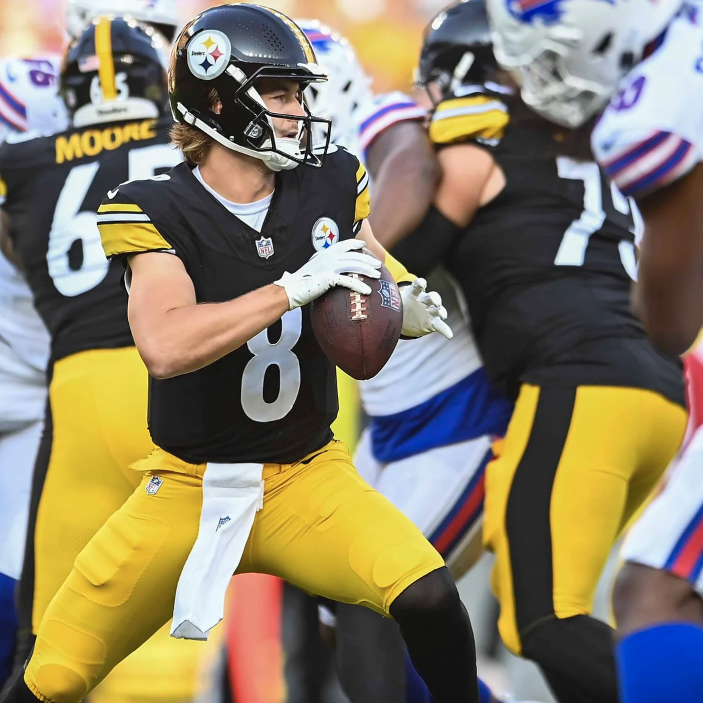 Feats of Strength: Kenny Pickett, reserve running backs, timely defense  erase Steelers' shortcomings in win over Colts