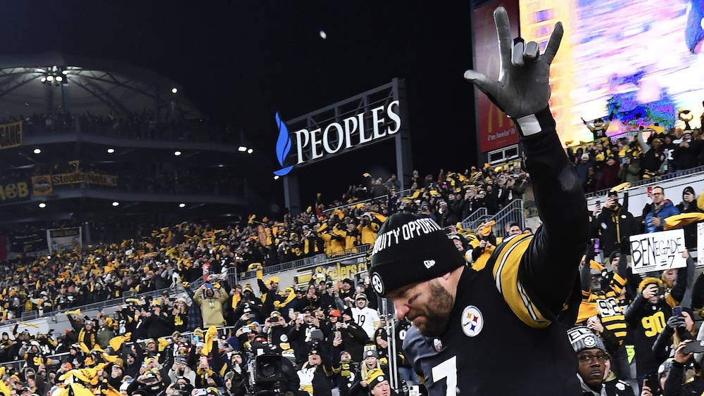 Ben Roethlisberger: Photo gallery of final game at Heinz Field