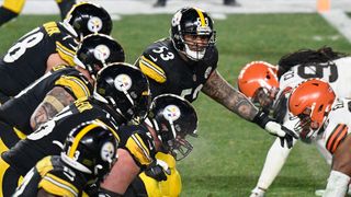 On The Line: Emotional Pouncey weighs retiring or returning for a ring taken in Hendersonville, Tenn. (Steelers). Photo by GENE J. PUSKAR / AP