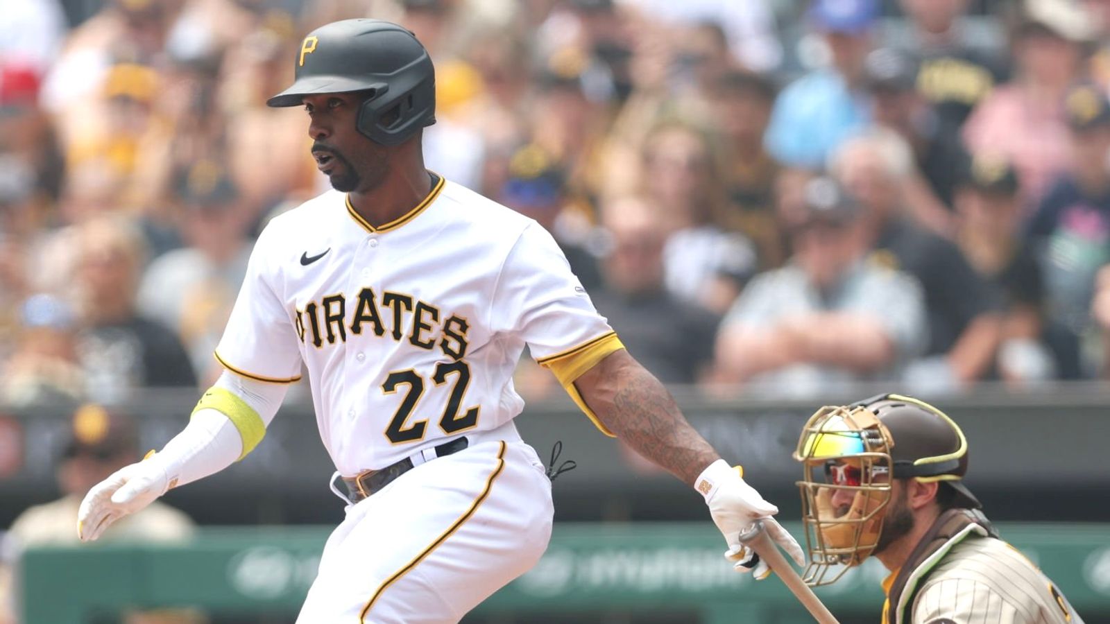 Pirates fall to Padres 6-2