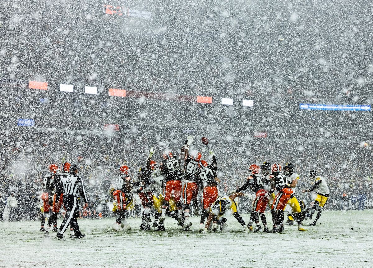 Chris Boswell kicks a field in the third quarter Thursday night in Cleveland.