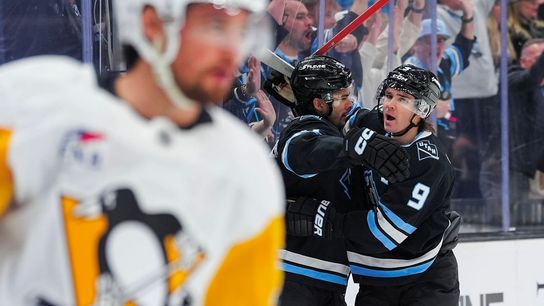 LIVE: Mammoth 2, Penguins 0, second period taken Salt Lake City