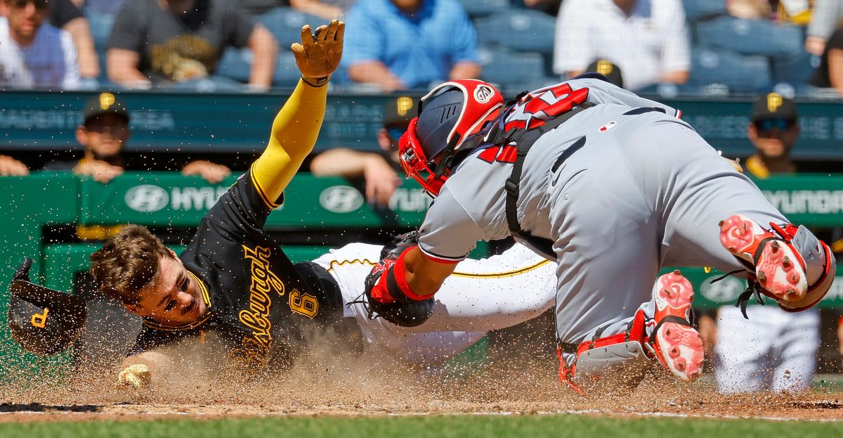 Mistakes pile up, series slips away taken in Pittsburgh (Pirates)