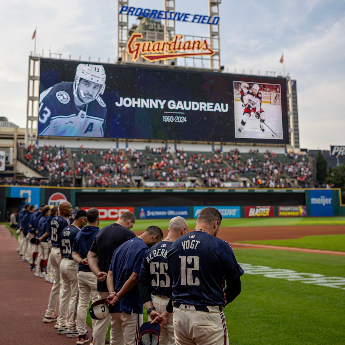 The Guardians and Pirates observe a moment of silence honoring Johnny Gaudreau.