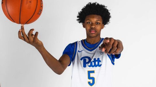 Pitt's Capel adds a second top-100 recruit in guard Carrington taken in Oakland (Pitt)