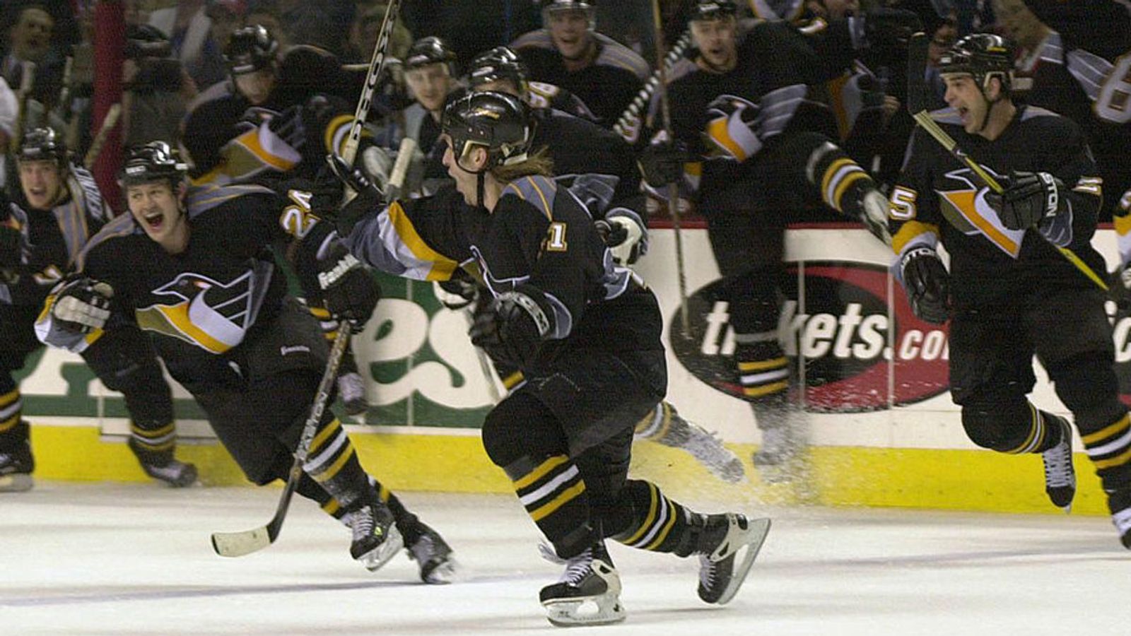 Pittsburgh Penguins 2020-21 Reverse Retro Jersey Crosby Lemieux Malkin  Letang