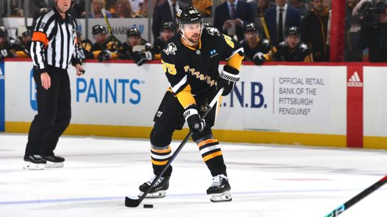 Karlsson's mates laud 'dynamic' offense, energy ahead of 1,000th game taken in Cranberry, Pa. (Penguins)