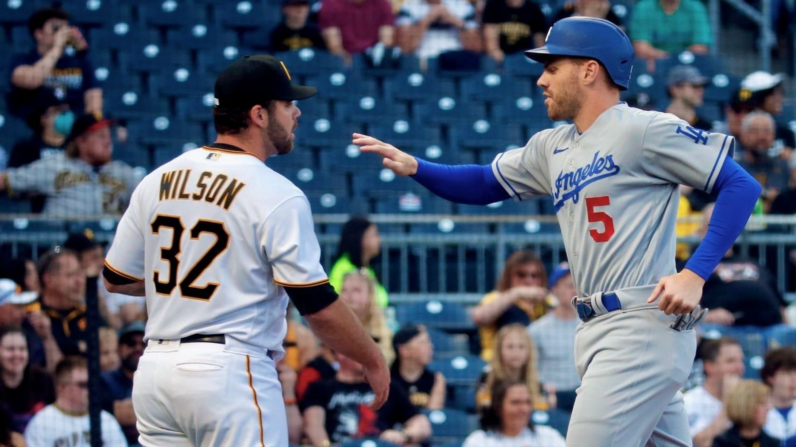 Dodgers News: Dave Roberts Reveals Injury Timeline for Jake Marisnick -  Inside the Dodgers