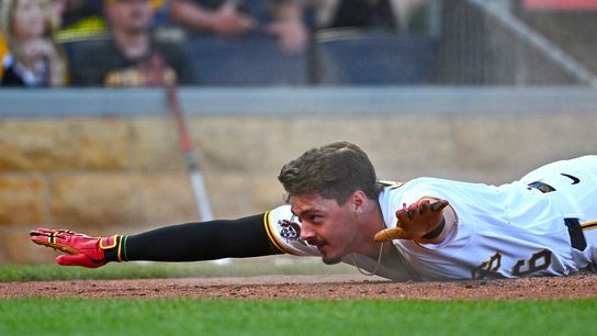 Pirates out-muscle Twins in 10-9 win taken in Pittsburgh. Photo by JUSTIN BERL / GETTY