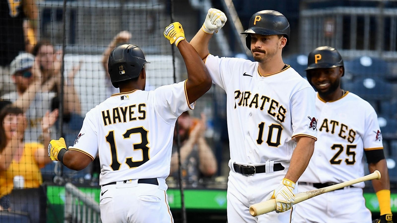 With Ke'Bryan Hayes back in fold, Pirates' lineup clicking up top