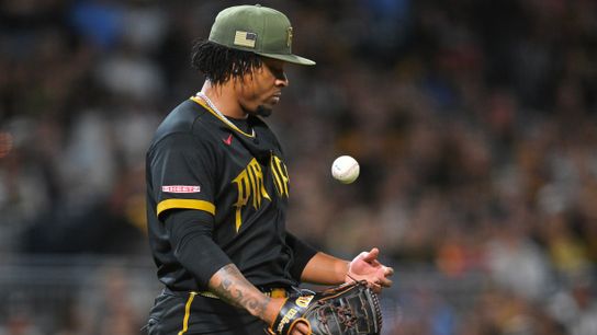 Latest bullpen collapse falls on high-leverage arms taken Pittsburgh. Photo by JOE SARGENT / GETTY
