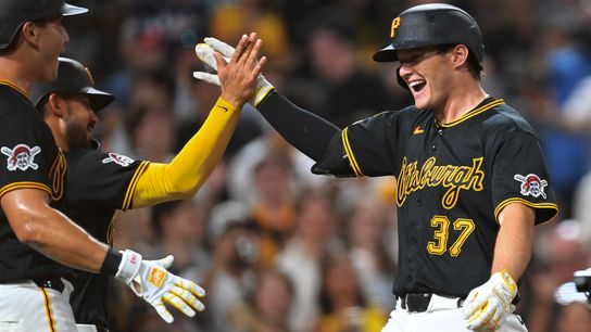 Callihan's two shots frame a magical scene taken in Pittsburgh. Photo by JOE SARGENT / GETTY