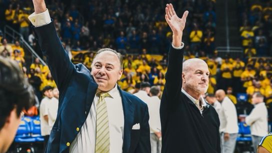 Current Pitt team reminds Howland of his 2003 Big East champions taken at Petersen Events Center (Pitt)