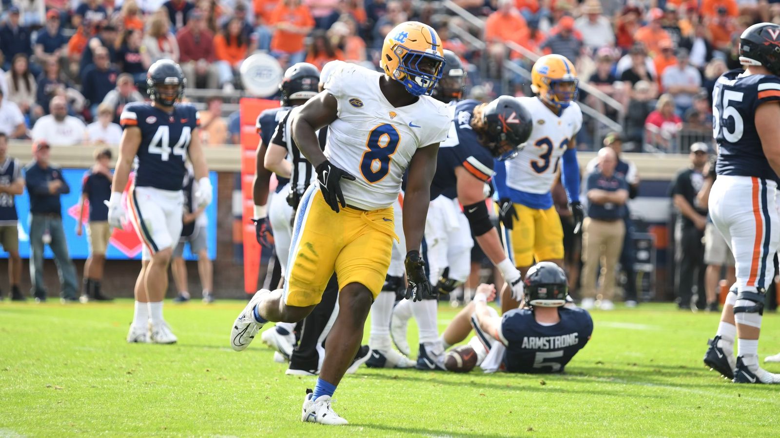 Buccaneers grab Pitt's Calijah Kancey 19th; Jordan Addison