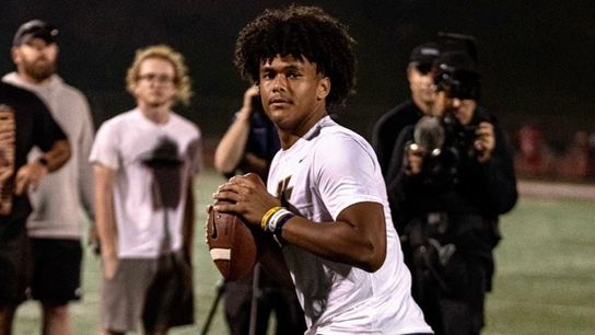 Four-star quarterback Minchey de-commits from Pitt taken on the South Side (Pitt)