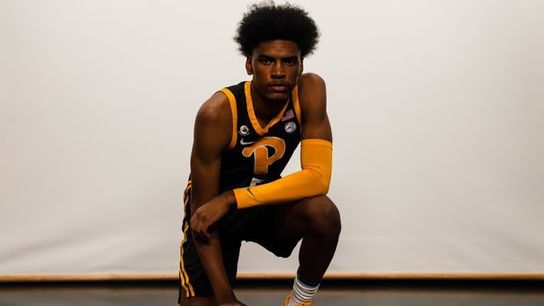 Capel lands 4-star commit Barnes taken in Oakland (Pitt)