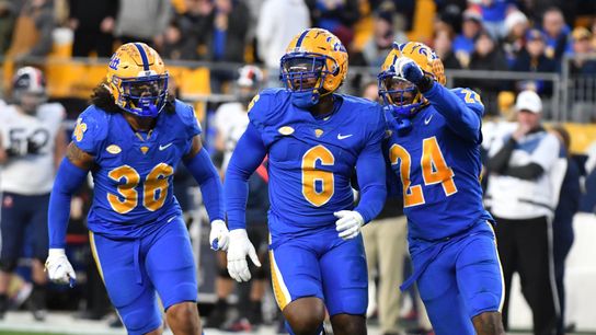 Final: Pitt 48, Virginia 38 taken at Heinz Field (Live coverage)