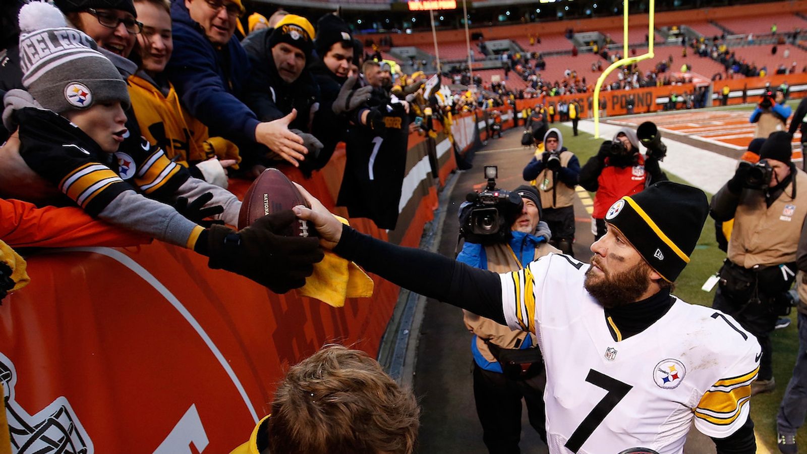 Ben Roethlisberger says son wants a James Conner jersey for Christmas