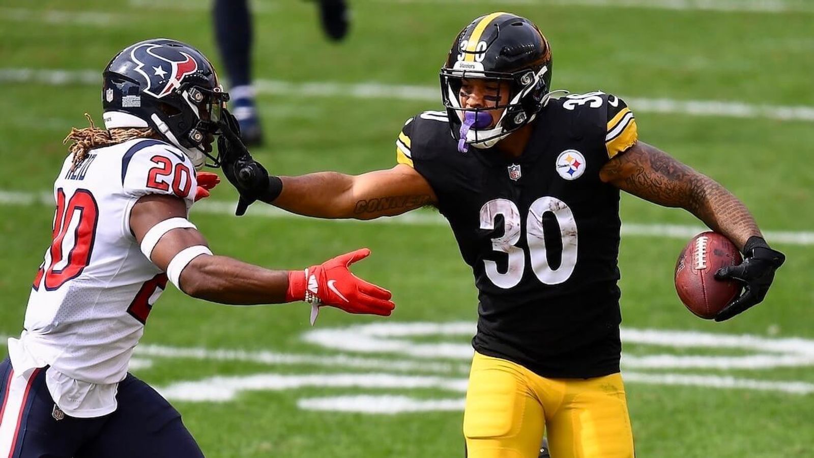 Former Steelers running back James Conner signs with Cardinals