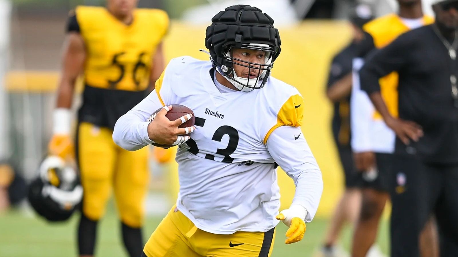 What To Make Of The Steelers' Explosive Running Back Room After First  Preseason Game of 2022