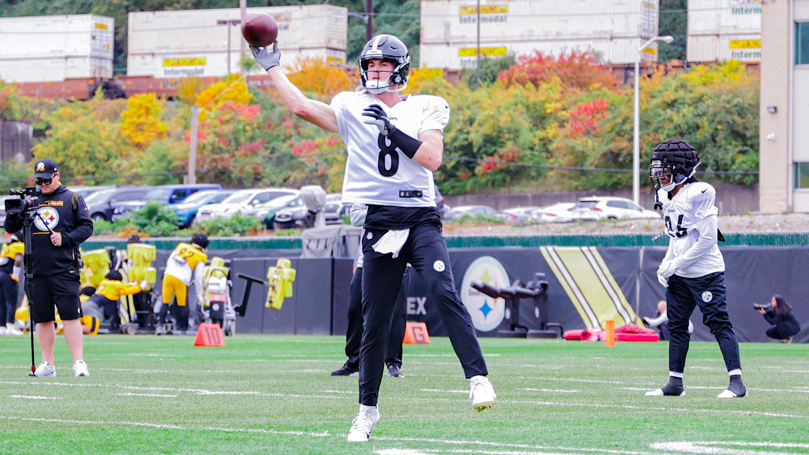 Kenny Pickett Embracing Leadership Role As Steelers Players Return