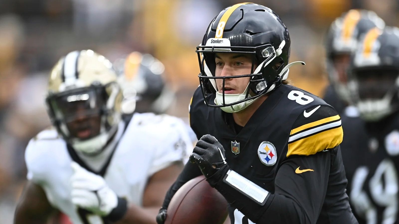 Steelers run past Saints, 20-10