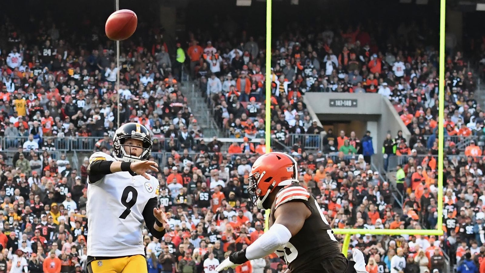 Cleveland's Jordan Elliott not fined for hit on Chris Boswell