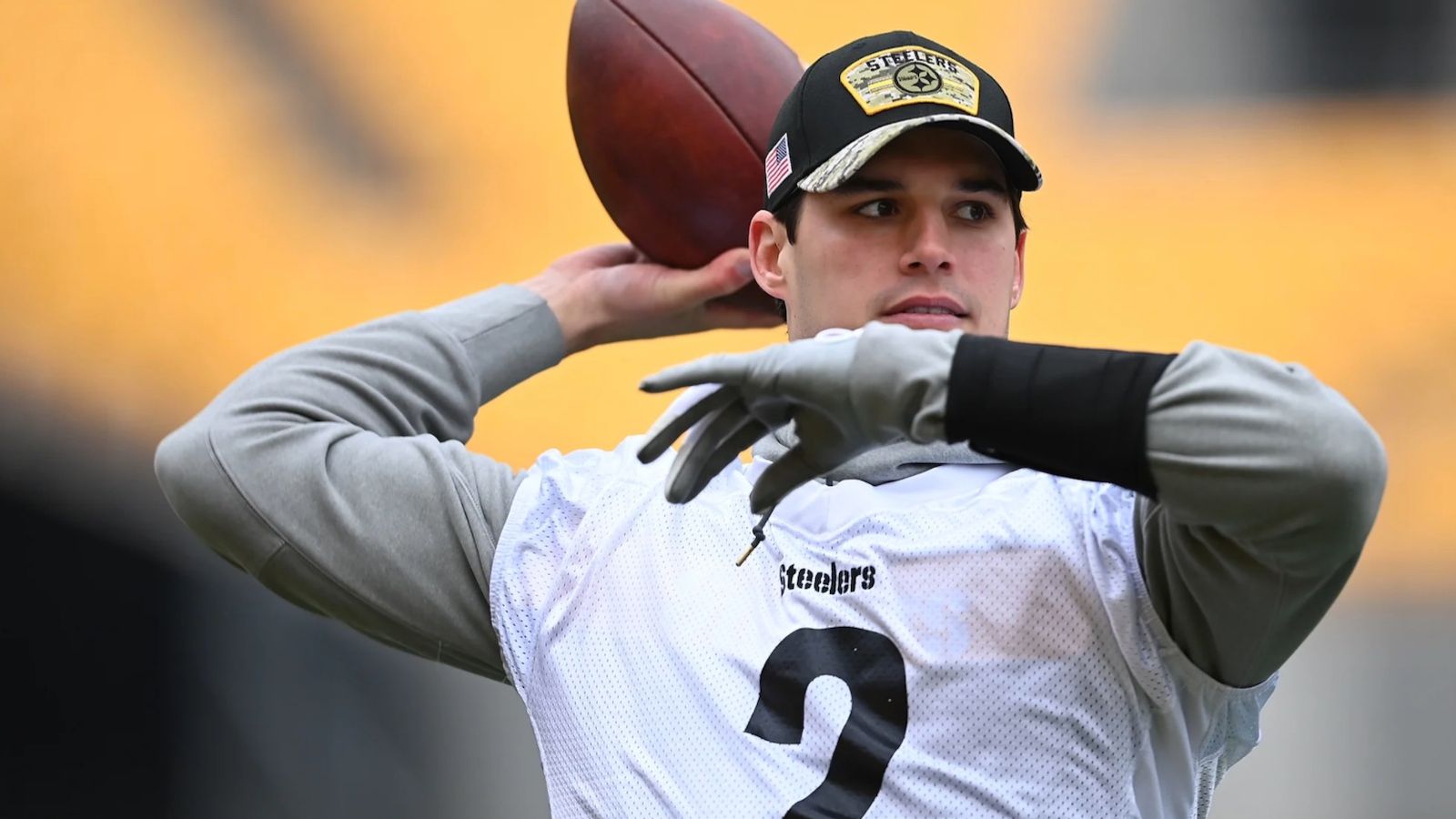 Mason Rudolph, Dwayne Haskins excited for Steelers' QB competition