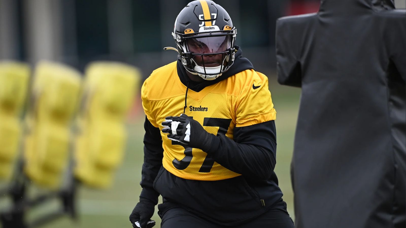 Pittsburgh Steelers Montravius Adams Named Starting Nose Tackle 