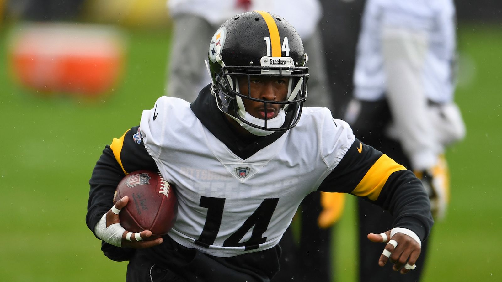 Report: Marcus Allen signs free agent tender with Steelers