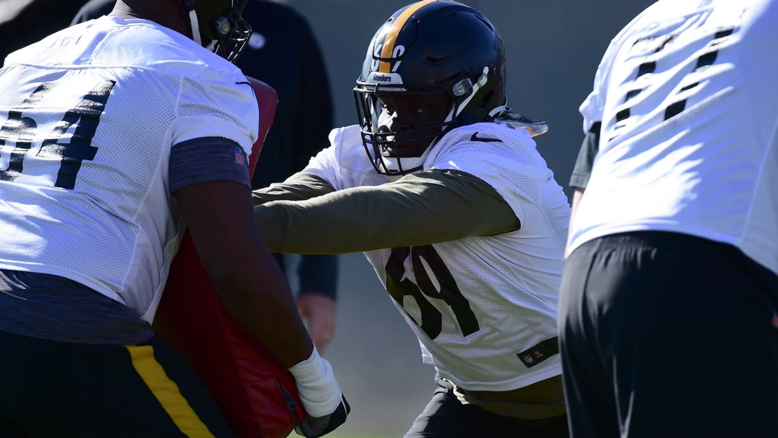 Dan Moore, Kevin Dotson dealing with new additions to left side of Steelers  offensive line