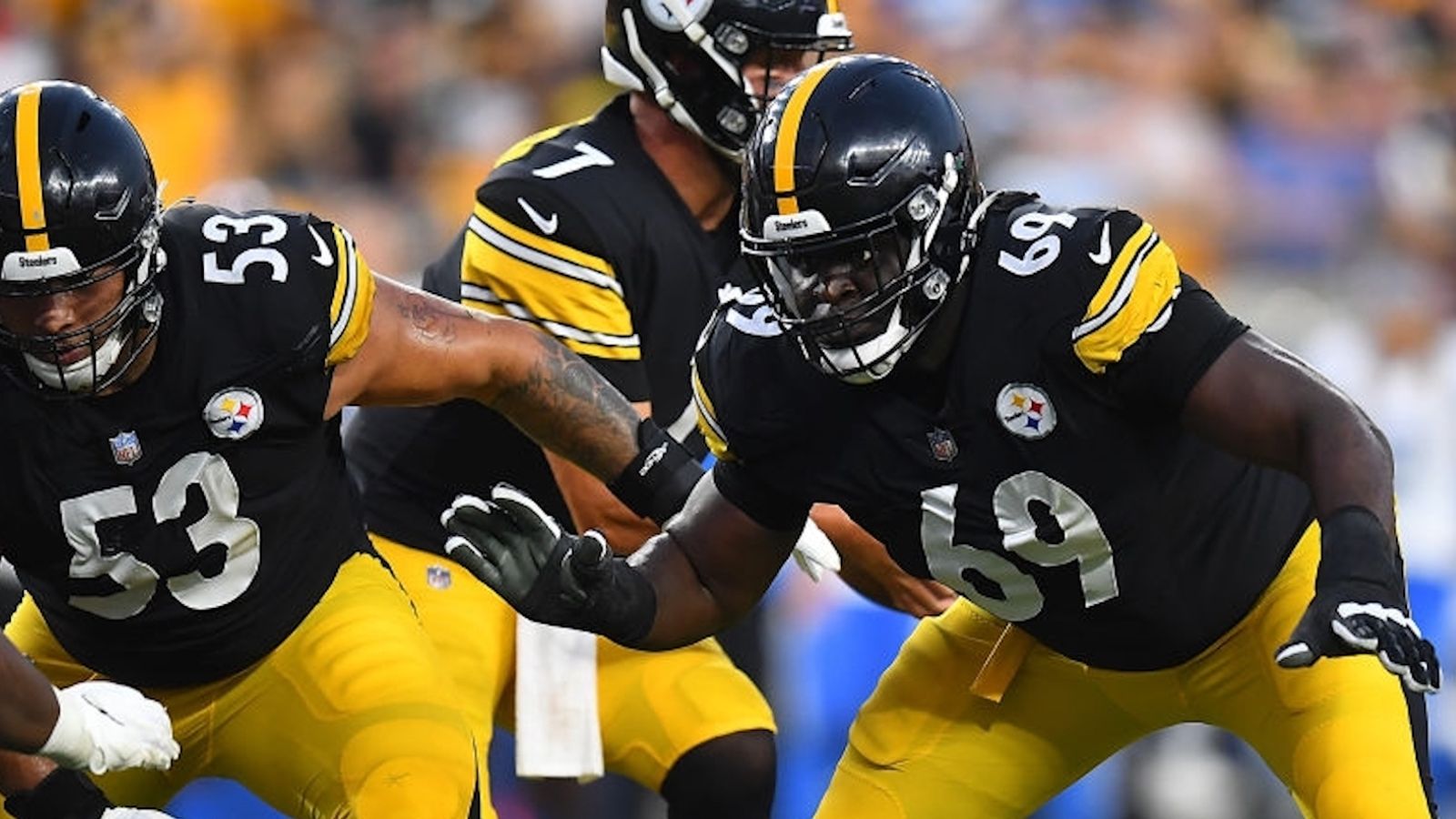 Pittsburgh Steelers center Kendrick Green (53) and linebacker