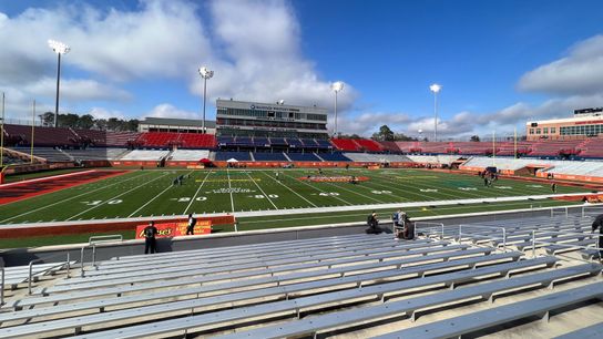 Notable names at Senior Bowl taken Downtown. Photo by CHRIS HALICKE / DKPS