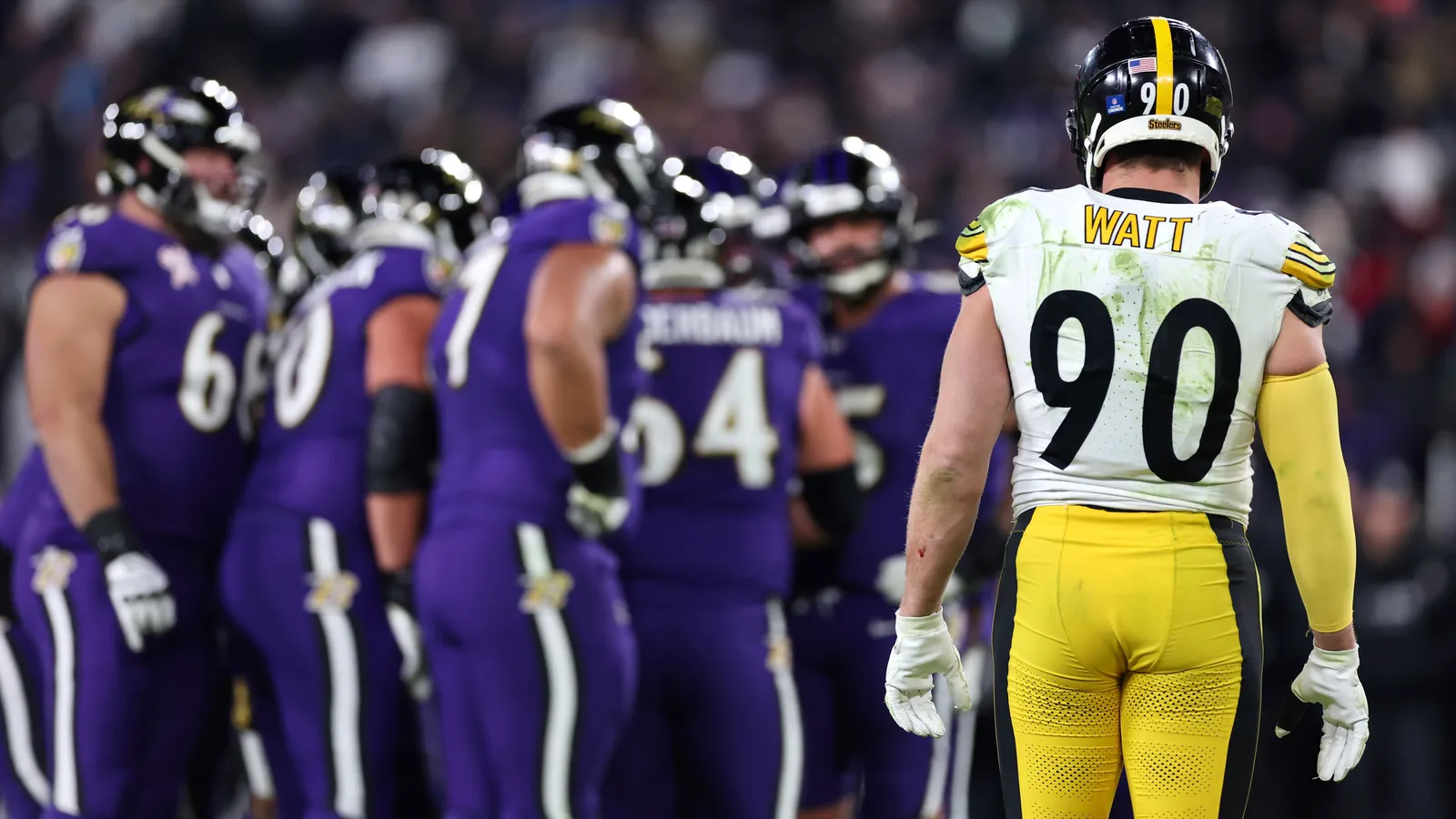 Steelers fumble, throw away shot at AFC North taken in Baltimore. Photo by GETTY