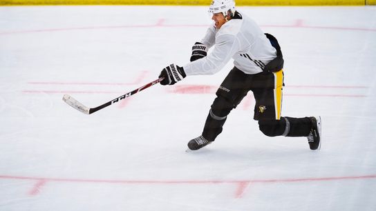 One-on-one: Inside Penguins' practices with Ty Hennes taken on the North Shore (Penguins)