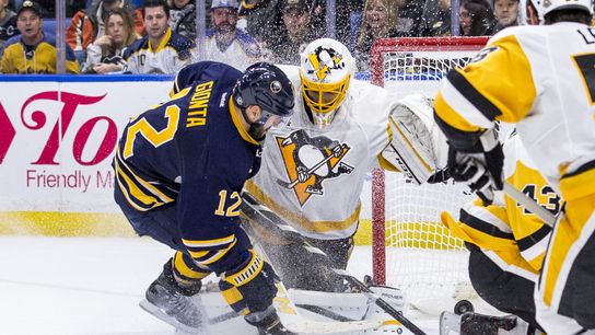 Fleury's fight to stay sharp off to a fine start taken in Buffalo, N.Y. (Penguins)