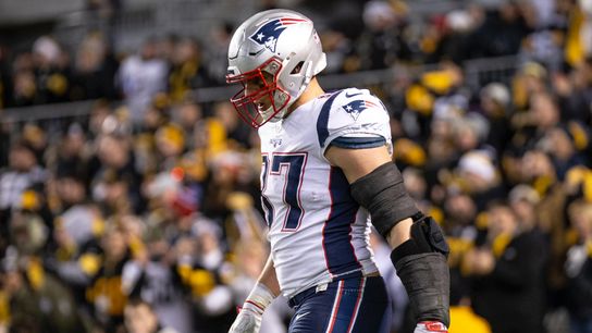 Patriots' Gronkowski announces retirement taken at Highmark Stadium (Steelers)