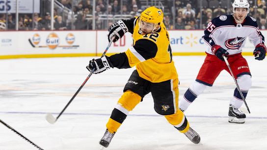 Drive to the Net: Simon 'trying to stay with it' taken at PPG Paints Arena (Penguins)