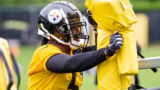 Nine days to Latrobe: Is defense really fixed? ☕ taken at Rooney Complex (Steelers)