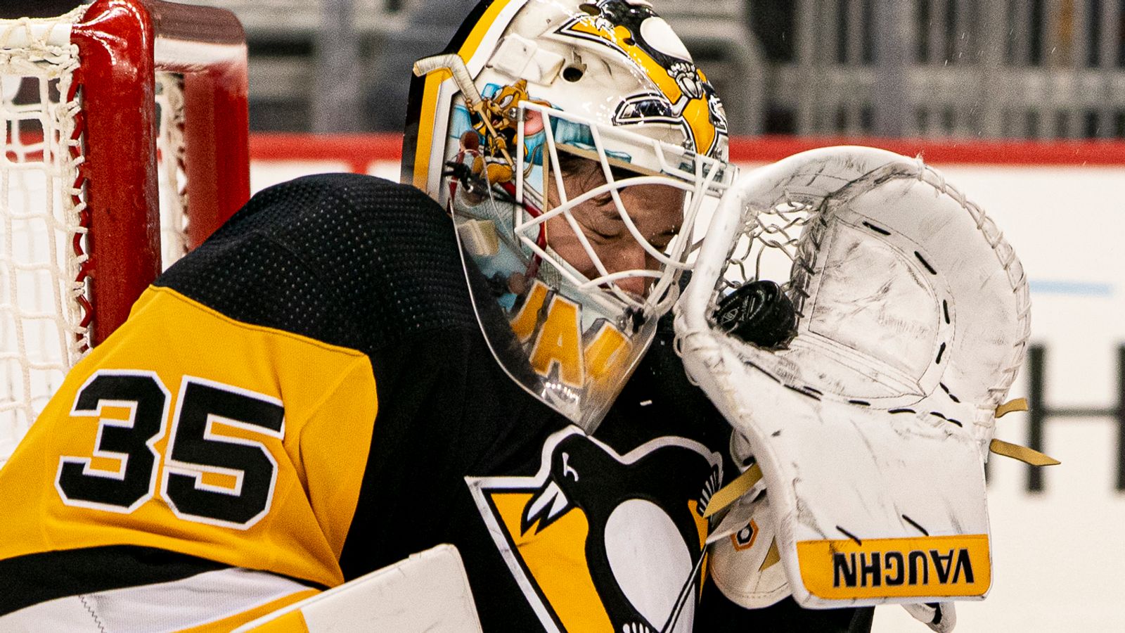 Drive To The Net: Jarry Breaks Shutout Streak Record