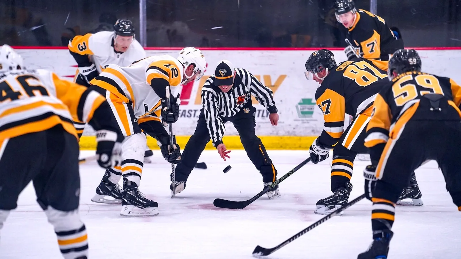 Jarry, Lafferty, Guentzel star in scrimmage taken in Cranberry, Pa. (Penguins)