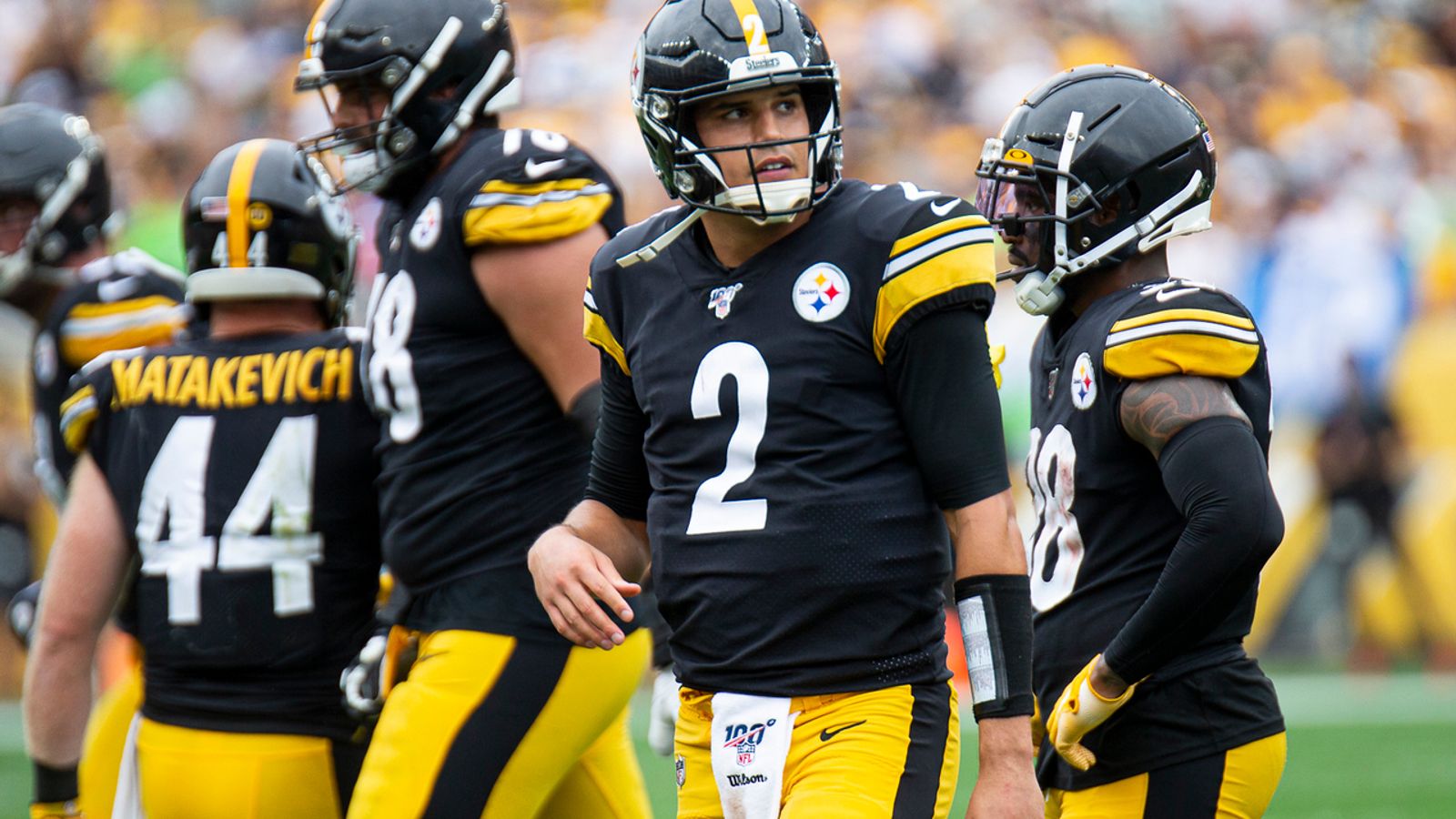 Zach Banner, Devin Bush make appearance on field during Steelers