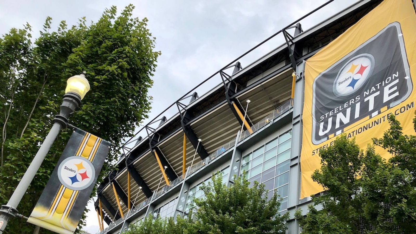 Report: Steelers strike deal to once again rename their home