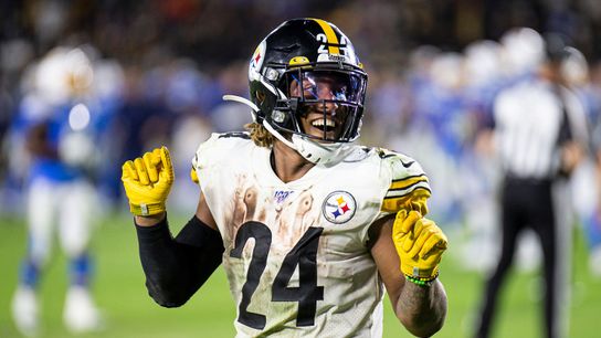 Carter's Classroom: Snell's case for 2020 ☕ taken at Rooney Sports Complex (Steelers)