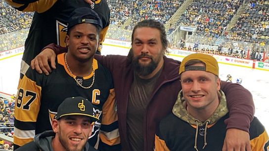 Aquaman's Momoa hangs with Steelers, Pirates at Penguins game taken at PPG Paints Arena (Penguins)