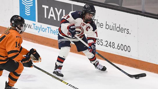 Robert Morris' Gebhard signs in Sweden, not NWHL taken on the North Shore (Women's hockey)