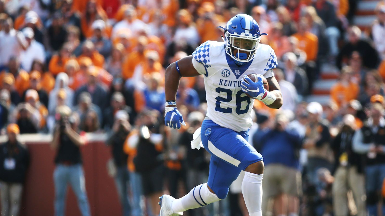 Steelers add powerful Kentucky RB Benny Snell in 4th round