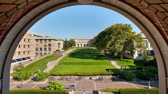 No fall sports at Carnegie Mellon taken on the North Shore (Pitt)